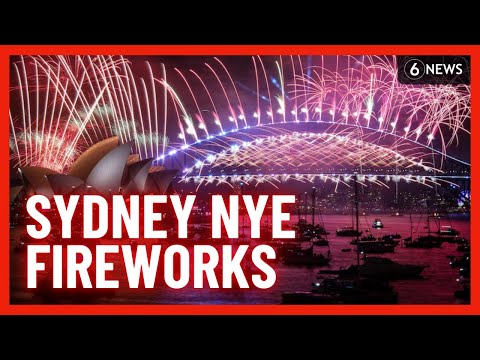 LIVE: Sydney New Year&#039;s Eve fireworks as Australia enters 2025 | 6 News