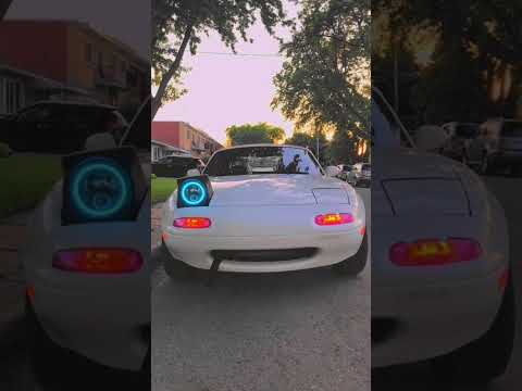 Mazda miata mx5 pop up headlights#mazda #miata #mx5 #viral #fyp #shorts